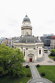 Berlin, Blick auf den Deutschen Dom am Gendarmenmarkt - JMF000186