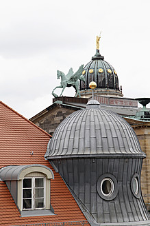 Berlin, Blick auf das Konzerthaus Berlin am Gendarmenmarkt - JMF000187