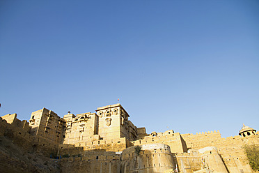 India, Rajasthan, Jaisalmar, View of Jaisalmar Fort - MBEF000513