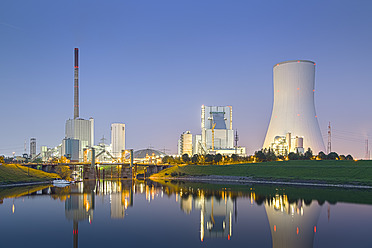 Germany, View of coal power plant - CPF000013