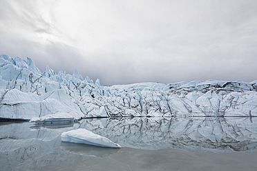 USA, Alaska, View of Matanuska Glacier Mouth - FOF004366