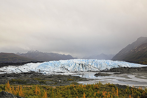 USA, Alaska, Blick auf Chugach Mountains, Matanuska Valley und Matanuska River - FOF004370