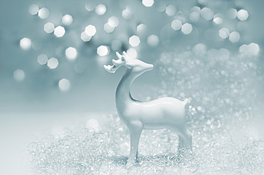 Christmas decoration with deer, close up - MJF000162
