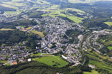 Europa, Deutschland, Rheinland-Pfalz, Blick auf die Stadt Daun - CSF015923