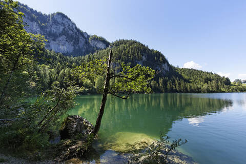 Austria, Upper Austria, View of Gleinkersee Lake stock photo