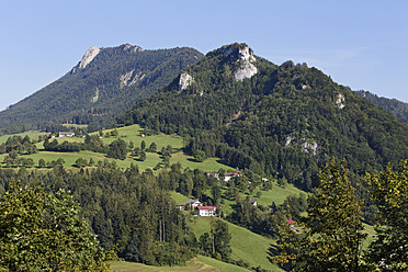 Österreich, Oberösterreich, Blick auf Schieferstein und Pfenningstein - SIEF002951