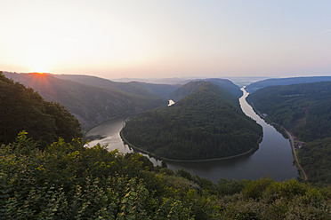 Deutschland, Saarland, Blick auf die Saar - WDF001368