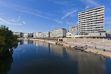 Germany, Saarland, View of Saar River and Berliner Promenade - WDF001442