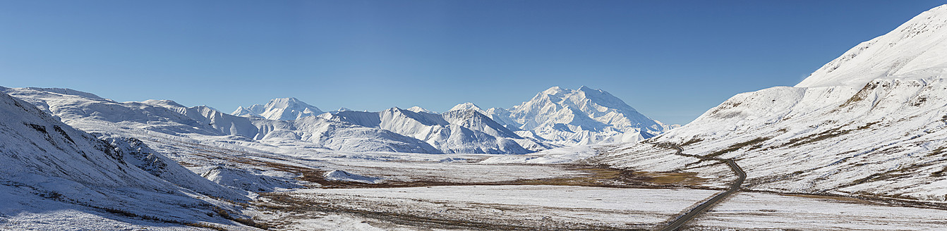 USA, Alaska, Blick auf den Mount McKinley im Denali-Nationalpark - FOF004480