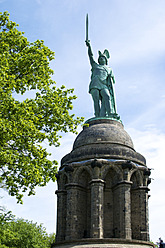 Germany, North Rhine Westphalia, Statue of Hermannsdenkmal - MHF000050