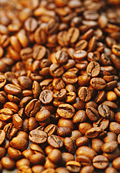 Germany, Coffeebeans, close up - JTF000240