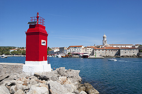 Kroatien, Blick auf den Leuchtturm am Adriatischen Meer - WWF002594