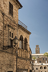 Italien, Ansicht eines italienischen Gebäudes - KA000041