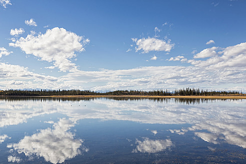 USA, Alaska, Blick auf den Yarger Lake - FO004622