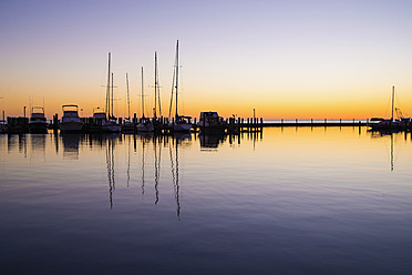 USA, Texas, Rockport Fulton Yachthafen in Sunet - ABA000637