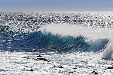 Spanien, Wellenbrecher auf La Gomera - SIEF003100