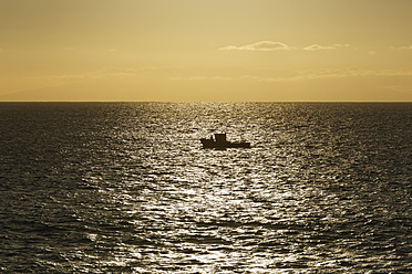 Spanien, Fischerboot auf La Gomera - SIEF003108