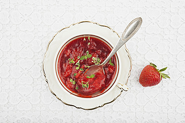 Homemade Strawberry Jam with herbs - GWF002111