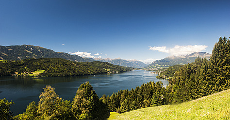 Österreich, Kärnten, Blick auf den Millstatter See - HH004325