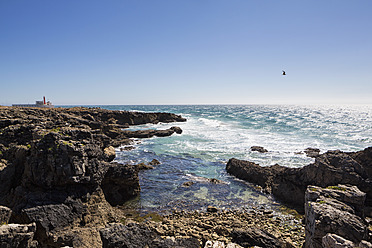 Portugal, View of Atlantic Ocean - FOF004689