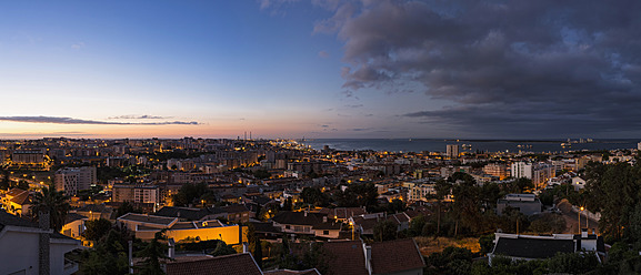 Portugal, Setubal, Blick auf den Atlantischen Ozean - FO004750