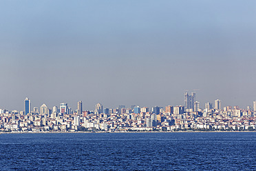 Türkei, Istanbul, Blick auf das Marmarameer - SIEF003326