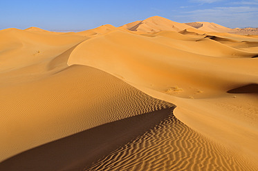 Nordafrika, Algerien, Blick auf Sanddünen bei Erg Tibaradine - ESF000194