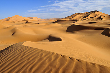 Nordafrika, Algerien, Blick auf Sanddünen bei Erg Tibaradine - ESF000195