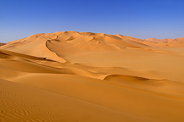 North Africa, Algeria, View of sand dunes at Erg Mehedjibat - ESF000196