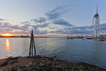 England, Hampshire, Portsmouth, View of Spinnaker Tower at Gunwharf Quays - WDF001476