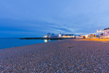 England, Hampshire, Portsmouth, Blick auf den Strand am South Parade Pier - WDF001519