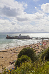 England, Dorset, Bournemouth, Menschen am Strand - WD001556