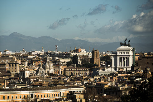 Italy, Rome, View of Piazza Venezia and Altare della Patria at Janiculum - KAF000065