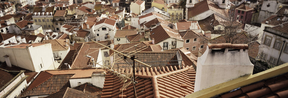 Portugal, Lissabon, Blick auf die Stadt - KAF000073