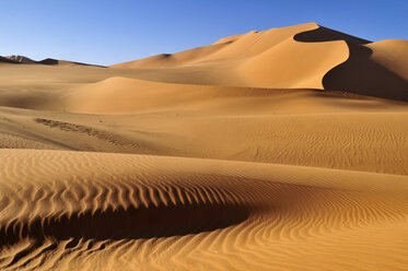 Algeria, Sahara, View of sand dunes Erg Mehedjibat - ESF000266