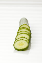 Sliced cucumber, close up - CSF016856