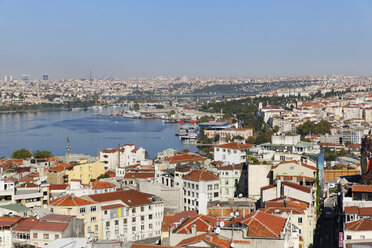 Türkei, Istanbul, Blick vom Galata-Turm auf das Goldene Horn - SIEF003402