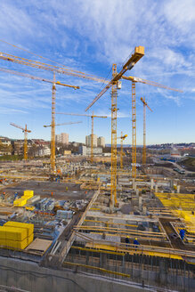 Deutschland, Baden Württemberg, Stuttgart, Gebäude im Bau - WDF001594