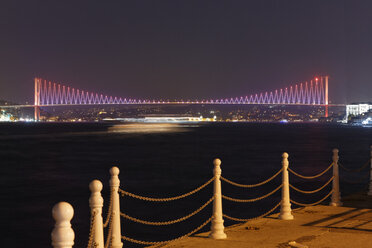 Turkey, Istanbul, View of Bosphorus Bridge - SIE003502