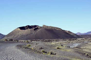 Spanien, Blick auf den Naturpark der Vulkane - ON000103