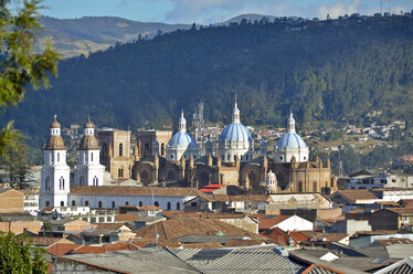 Ecuador, Cuenca, Blick auf die neue Kathedrale - ON000109