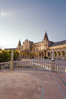 Spanien, Andalusien, Blick auf die Plaza de Espana in Sevilla - MSF002845