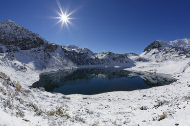 Österreich, Vorarlberg, Blick auf das Lechquellengebirge - SIEF003594