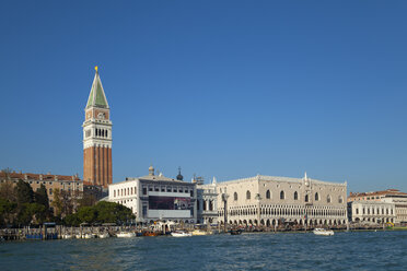 Italien, Venedig, Canal Grande am Markusplatz - HSIF000240