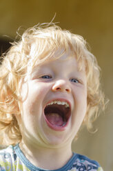 Austria, Boy laughing, close up - LF000517