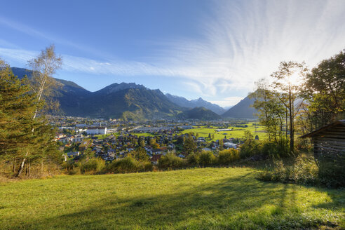 Österreich, Vorarlberg, Blick ins Klostertal Richtung Bludenz - SIEF003608