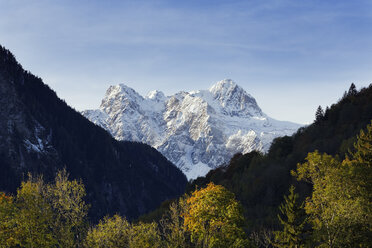 Austria, Vorarlberg, View of Ratikon mountains at Brandnertal - SIEF003609