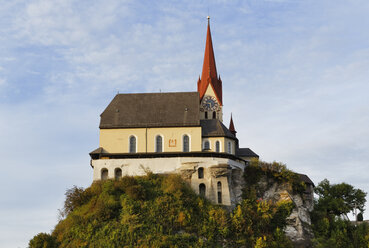 Austria,Vorarlberg, View of Fortified Liebfrauenbergkirche - SIE003628