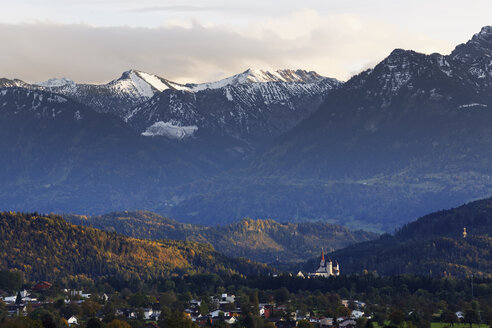 Österreich,Vorarlberg, Blick auf die befestigte Liebfrauenbergkirche - SIEF003629