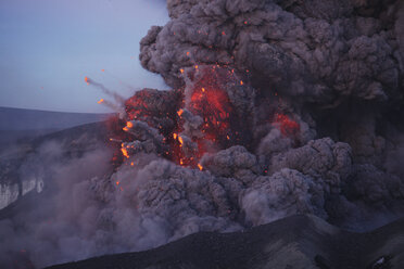 Iceland, View of lava erupting from Eyjafjallajokull - MR001332